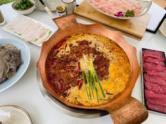 -墨居上隐·院子里火锅(峨眉店)