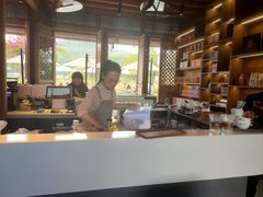 -比顿咖啡(和顺古镇店)