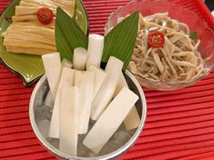 -一叶一世界•素食餐厅(新光天地店)