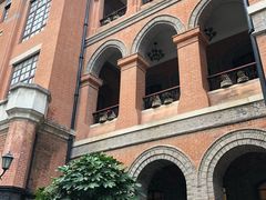 -上海市商贸旅游学校(浦西校区)
