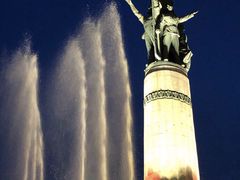 -人民防洪胜利纪念塔