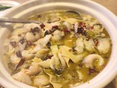 -艳阳天·非遗楚菜(武汉客厅店)