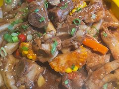 -多嘴超级肉蟹煲(杉杉国潮主题店)