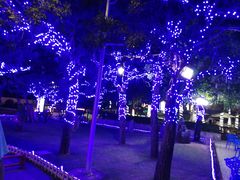 -亚龙湾亚泰商业街