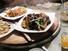 -铁锅炖灶台鱼老三炖鱼馆