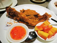 蒜香鲈鱼-和平馆·地道港澳茶餐厅(西门口店)