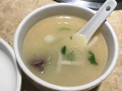 -英子补身汤(海兰路店)