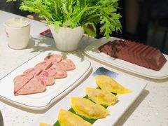 -三人行骨头王火锅(长寿店)