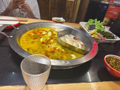 -谭公鱼头·鲜鱼火锅·小龙虾·江湖菜(秀沿路店)