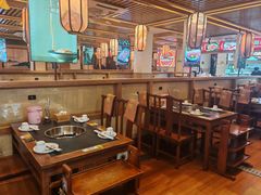 -沸炉重庆老火锅(军事博物馆店)