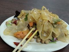 -河南占军烩面馆(中华广场店)