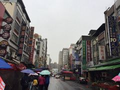-六合夜市