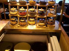 冰淇淋自助-哥老官重庆美蛙鱼头(虹口龙之梦店)
