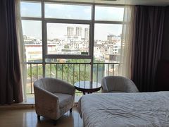 -维也纳酒店(广州番禺市桥地铁站店)