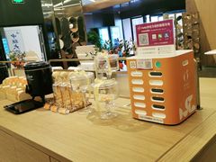 -桔子酒店(深圳东门湖贝地铁站店)