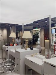 -变画·发型STUDIO