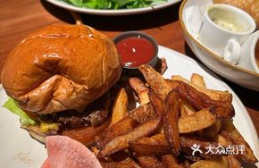 Aged Beef Burger