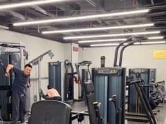 -乐刻运动健身(同曦假日百货店)