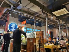 大堂-么肆烤肉·中式自助·烤肉大排档(街道口季佳PAI店)