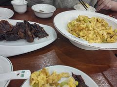 -湖南人家湘菜馆(镇江路店)
