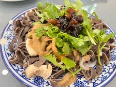 -东兴寒舍老北京炸酱面(三里河路店)