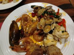 -四海一家自助餐(益田假日广场店)