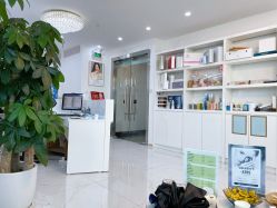 -瓷肌博士·祛痘科技美肤