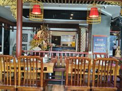 -小天鹅火锅·一线江景洪鼎旗舰店(洪崖洞店)