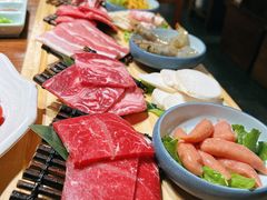 -明洞阿姨·韩式酱蟹烤肉·创意料理(三元桥店)