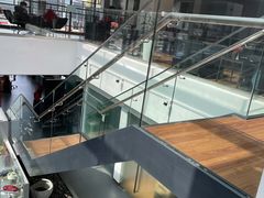 -上海星瀚奔驰4S店(红柳路店)