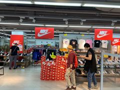 -法雅体育工厂店(皂君庙路店)