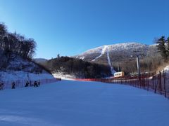 -亚布力新体委滑雪场