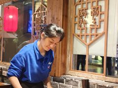 -鑫震源·苏式大虾生煎(山塘街店)