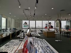 -亚美视光眼镜店(重庆路活力城店)