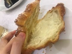 黄金流奶羊角-麦田工坊(月湖店)