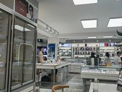 -潘多拉眼镜·蔡司依视路明月(潘家园店)