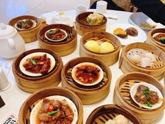 -万龙洲海鲜(大兴绿地缤纷城店)