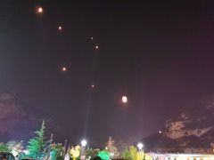 -百里峡七彩艺术小镇