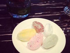 iphone_upload_pic-LONG BAR 廊吧(外滩华尔道夫酒店)