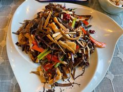 什锦山野菜-小厨子私房菜·云南美食店