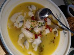 老坛酸菜黑鱼片（小份）-荷塘秋月·本帮江浙菜(国权路店)