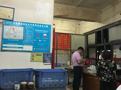 -高师傅特色米粉汤包(建设路店)