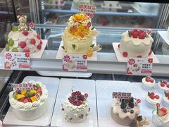 -花花卷卷·鲜食蛋糕(静安久光百货店)