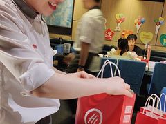 -海底捞火锅(曼巴特广场店)