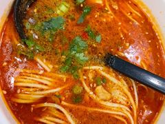 四川担担拉面-翡翠拉面小笼包(机场DFS店)