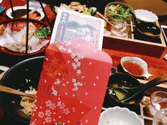 -东方巴黎购物广场