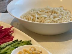 炸酱面-北京港澳中心瑞士酒店·瑞士咖啡厅·自助餐