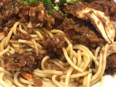 特色蟹脚面-早酒肖汉老味拌面
