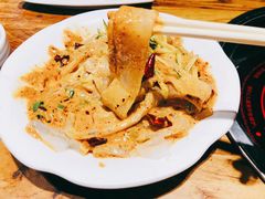 东北拉皮-安诚居干锅鸭头(八角店)