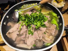 -川堂风·跷脚牛肉·乐山爆炒(宝山日月光店)
